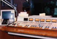 On-Air Studio at Star 101 -1990-Jaime Lerner.jpg (55480 bytes)