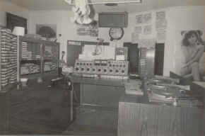 WKKO_control_room.jpg (1343589 bytes)