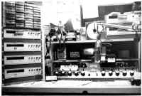 WLOF Control Room 1960�s.jpg (22547 bytes)
