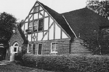 WRUF_studio_bldg.gif (129803 bytes)