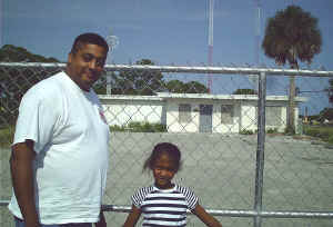 WWKO 860 AM Cocoa Chris Hill & daughter.jpg (740520 bytes)