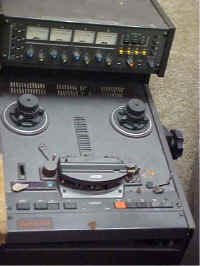 __hr_old+equipment.jpg (41088 bytes)