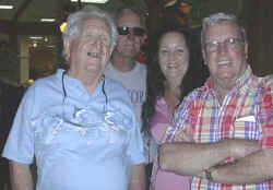 bobfam.jpg (22744 bytes)