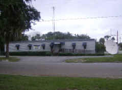 studio_exterior.jpg (48572 bytes)