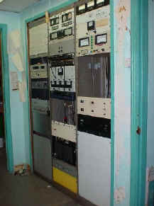 wtln+transmitter+controls.jpg (43046 bytes)